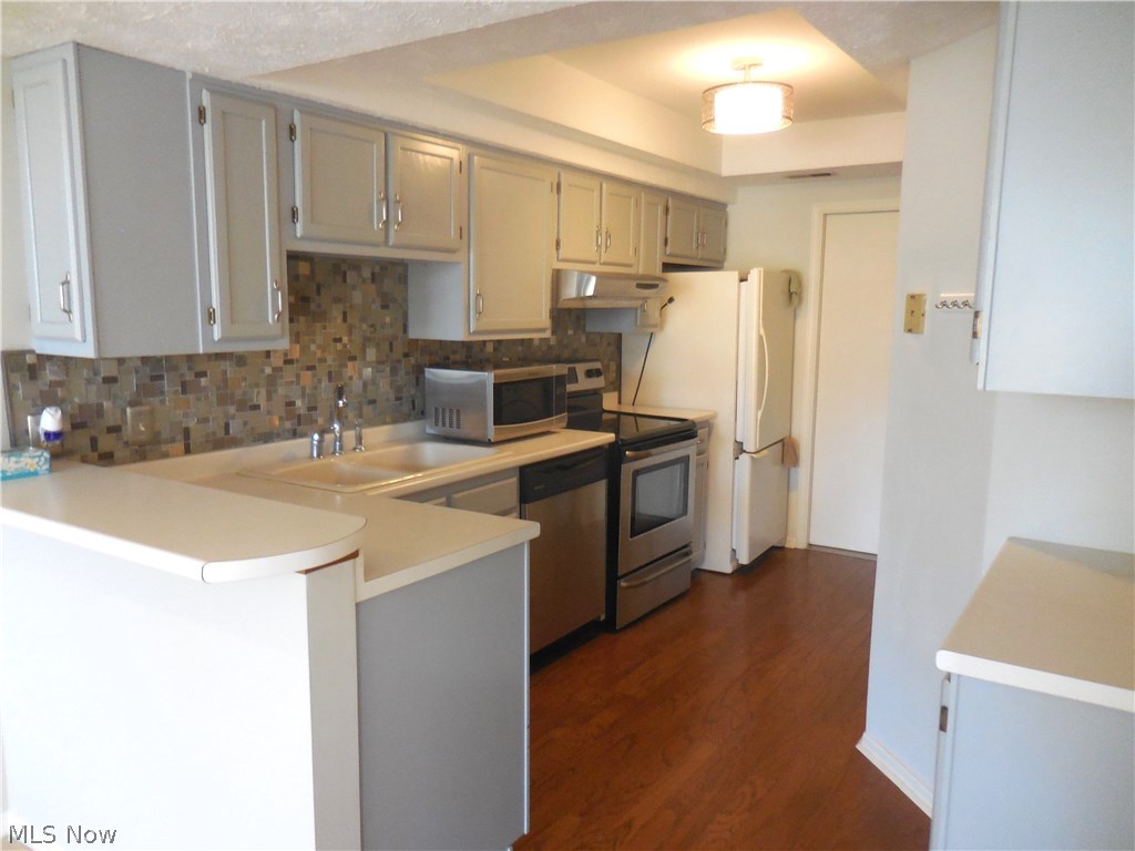 Barrington Place Condo - Residential