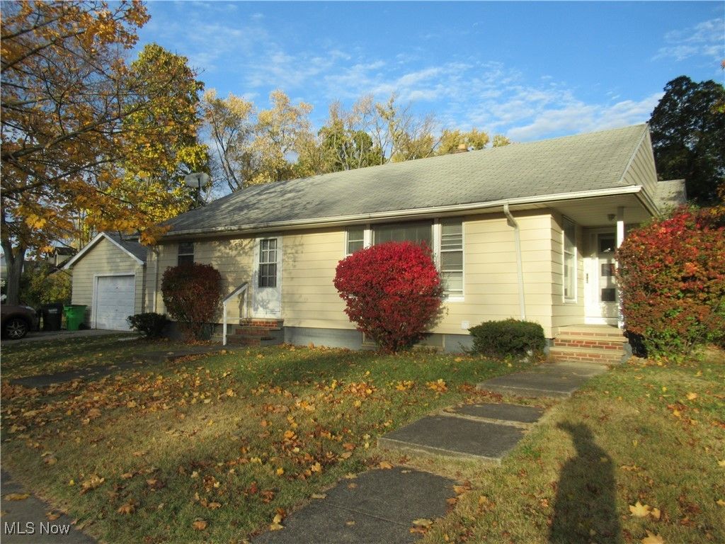 Photo of 285 Marion Drive, Bedford, OH 44146 (MLS # 5176163)