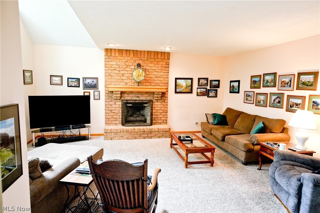 3048 Deercrest Path