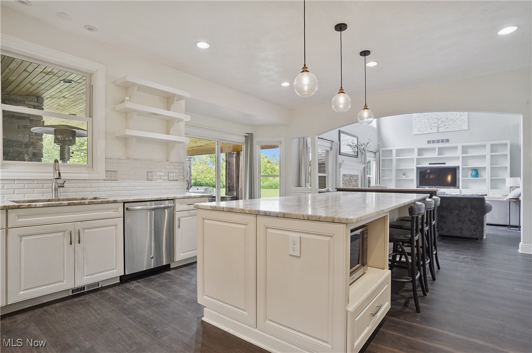 Ledgewood Crossing At The Falls Sub - Residential