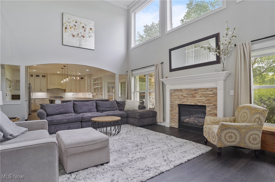 Ledgewood Crossing At The Falls Sub - Residential