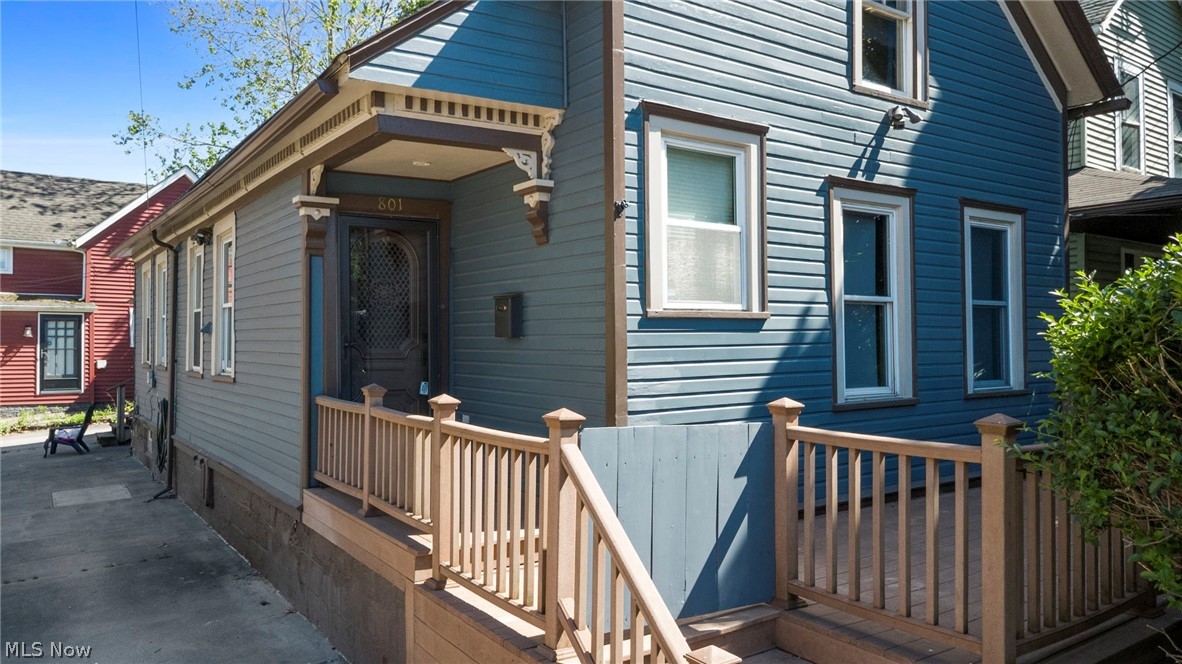 801 College Avenue
