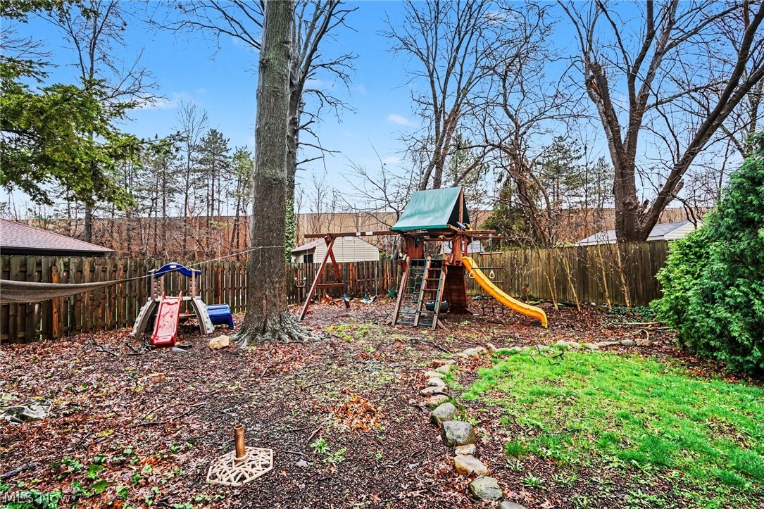 Brookdale Improv Cos Sand - Residential