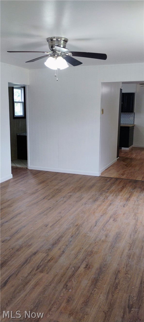 Photo of 1514 Manhattan Avenue, Youngstown, OH 44509 (MLS # 5222725)