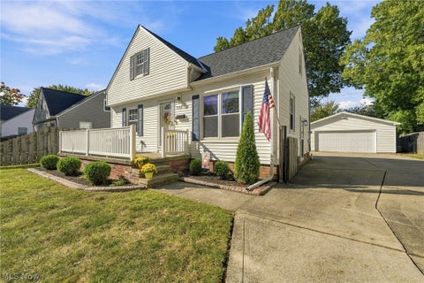 Photo of 5184 Nan Linn Drive, Willoughby, OH 44094 (MLS # 5254813)
