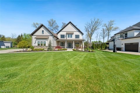 Homes For Sale - 29288 Hampshire Place<br/> Westlake, OH 44145