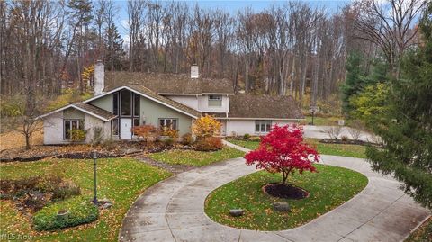 Homes For Sale - 7073 Gates Mills Boulevard<br/> Gates Mills, OH 44040