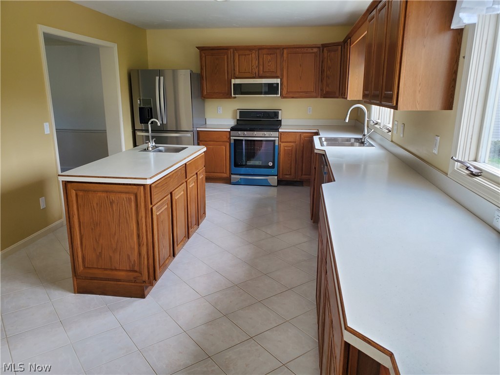 Montville Farms Medina - Residential