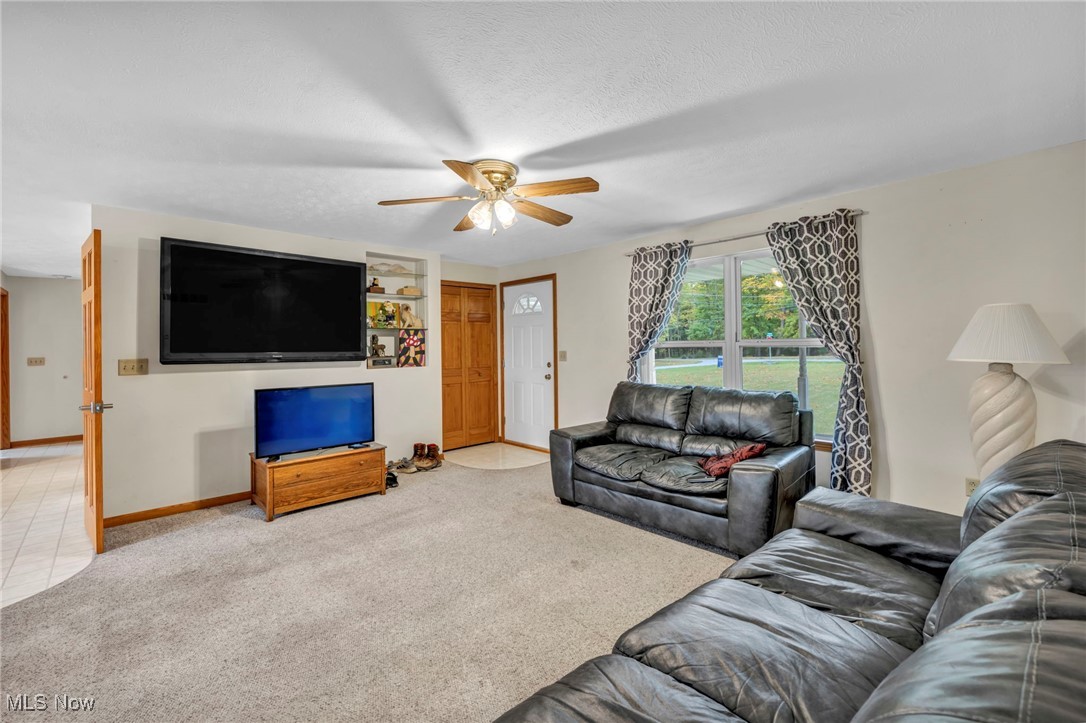 6053 Live Oak Court, West Salem, Ohio image 12