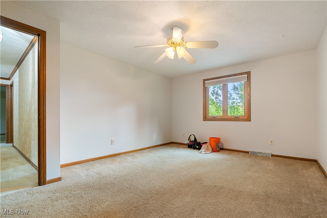 9066 Shelby Street, Massillon, Ohio image 11