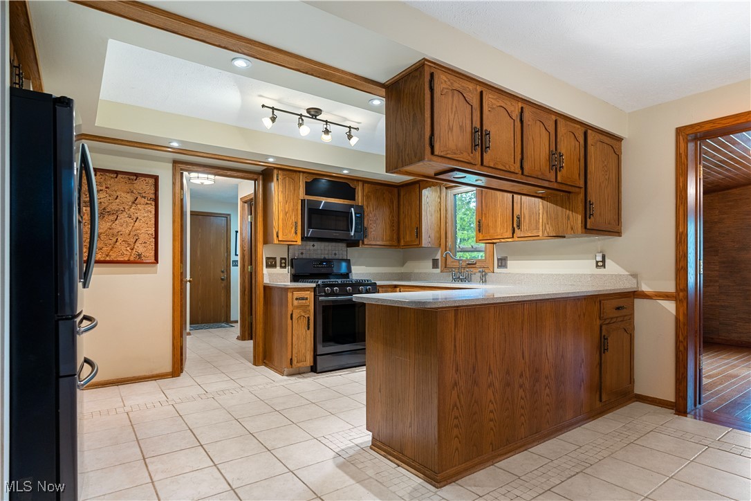 9066 Shelby Street, Massillon, Ohio image 4