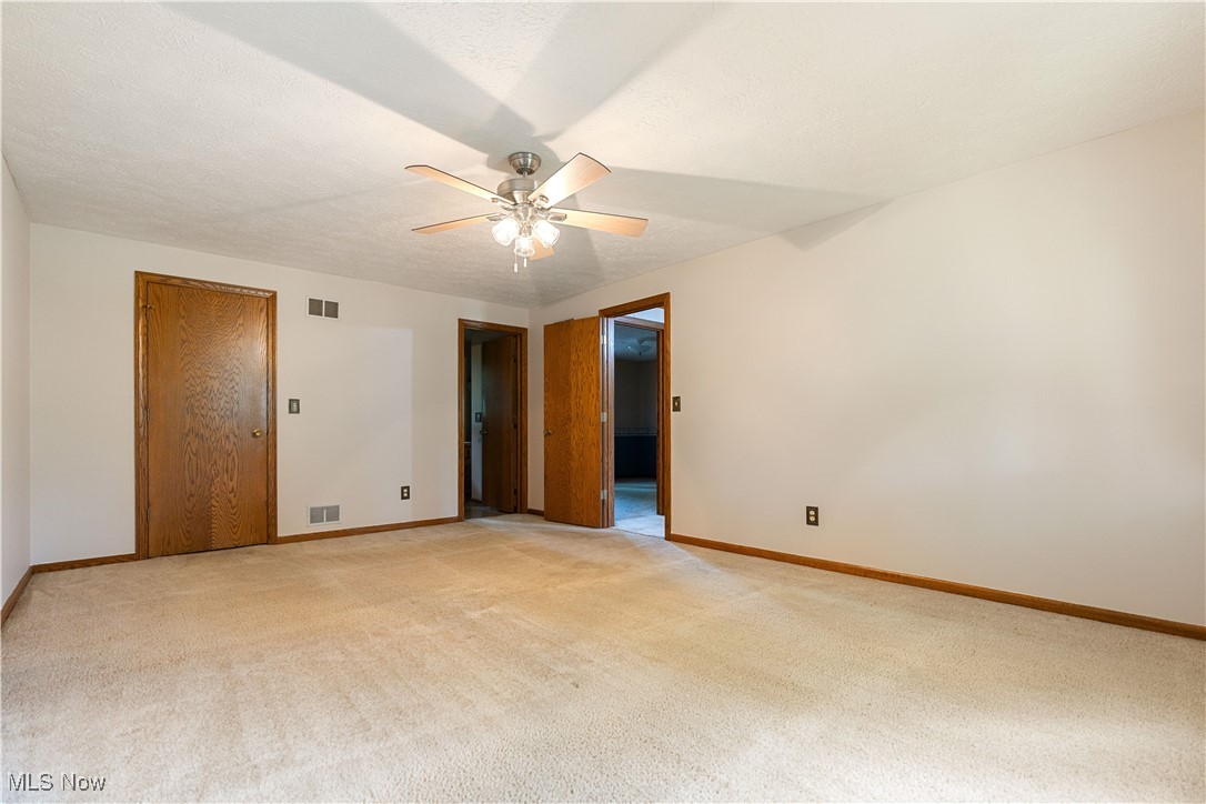 9066 Shelby Street, Massillon, Ohio image 16