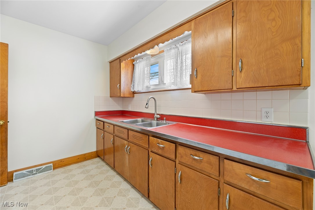 Akron Gardens - Residential