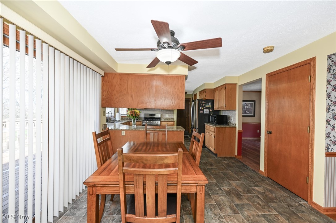 4060 Plum Wood Way, Uniontown, Ohio image 11