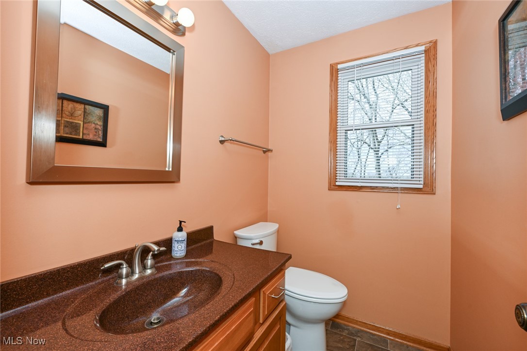 4060 Plum Wood Way, Uniontown, Ohio image 16