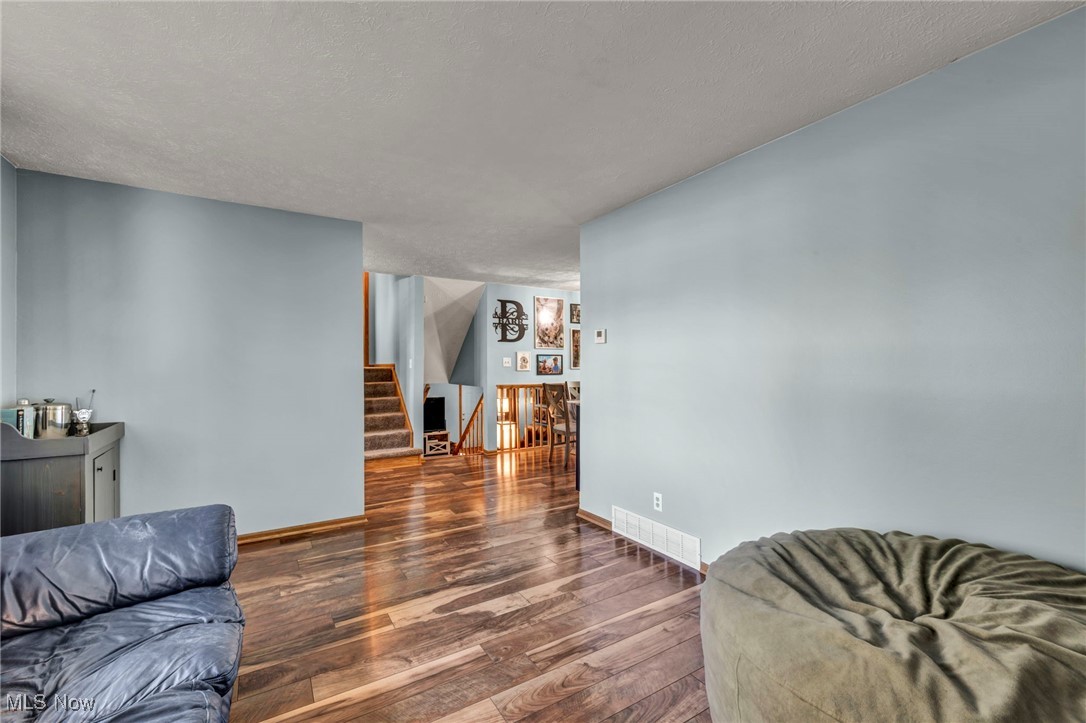 Laurel Ridge - Residential