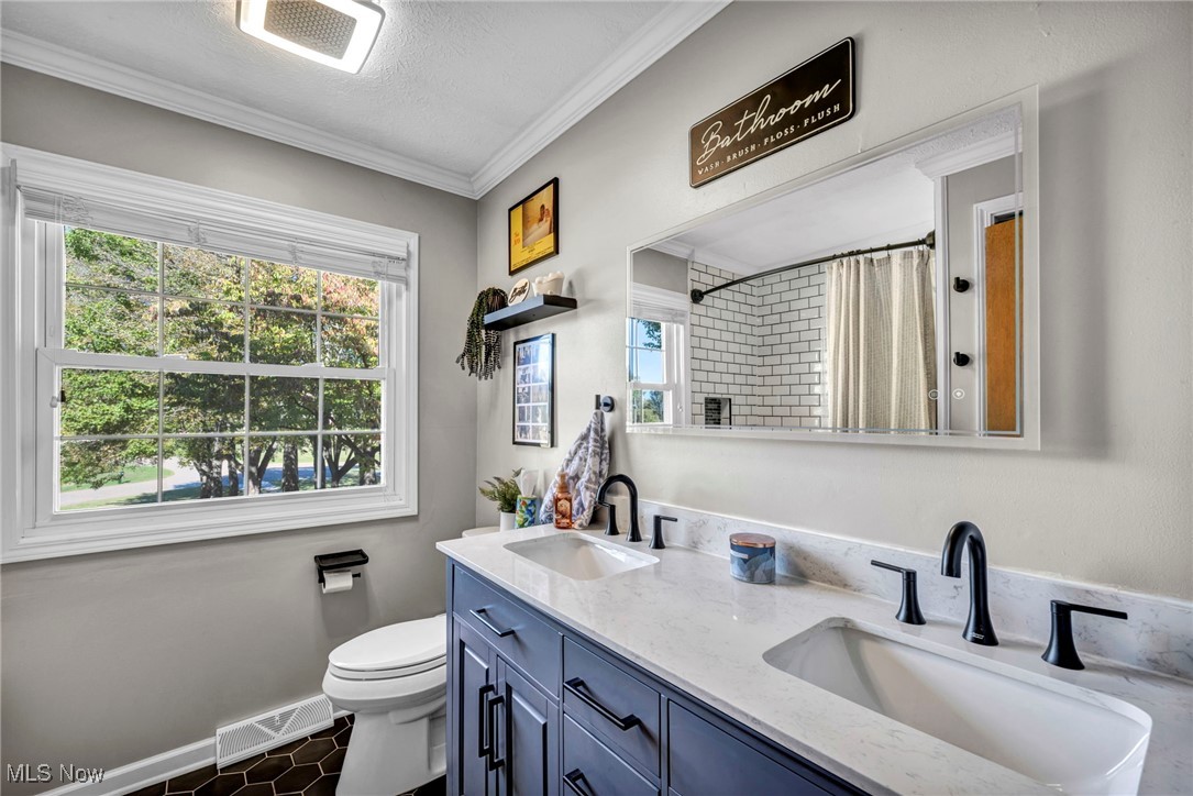 Laurel Ridge - Residential