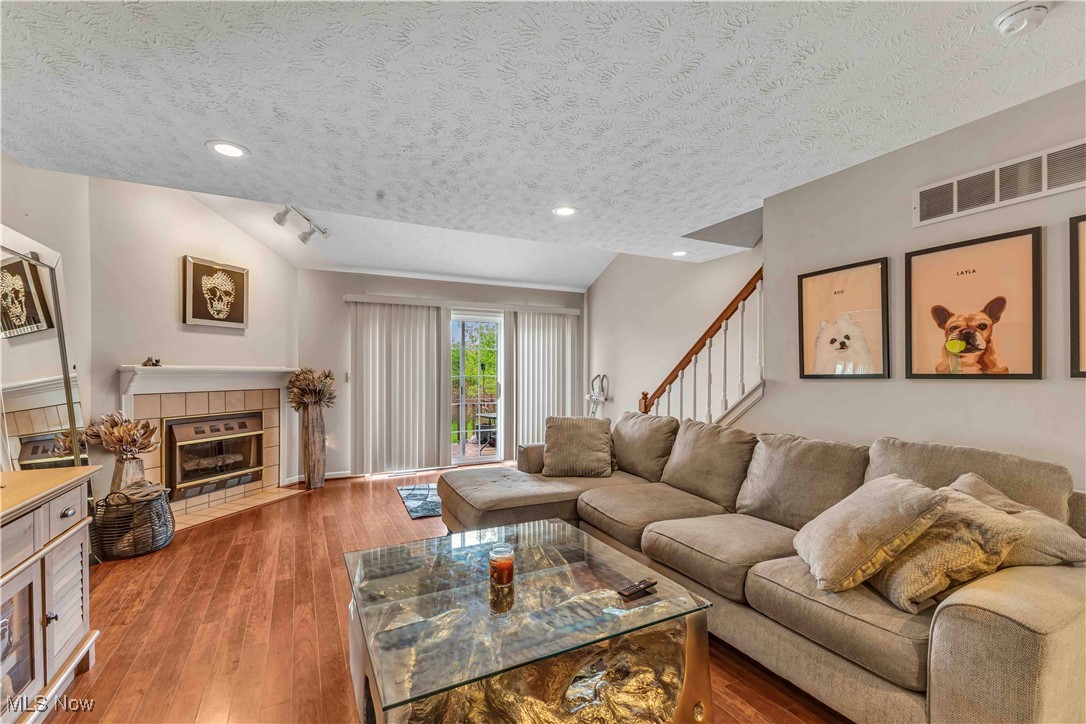 125 Pineview Drive, Warren, Ohio image 4