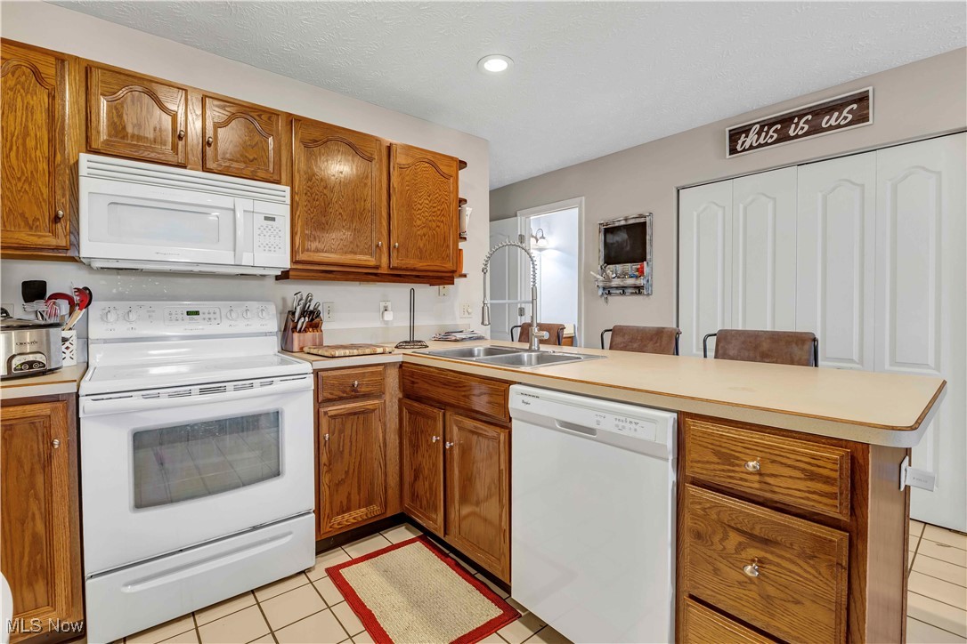 125 Pineview Drive, Warren, Ohio image 7