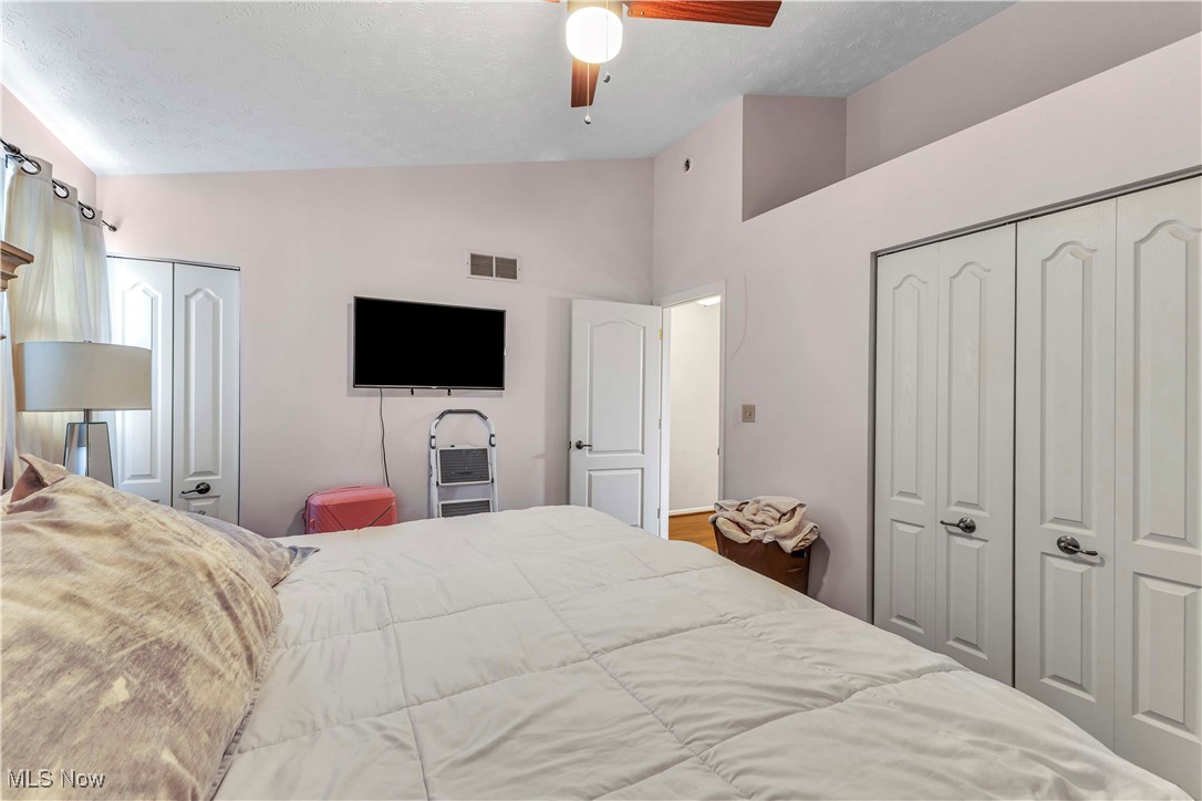 125 Pineview Drive, Warren, Ohio image 10