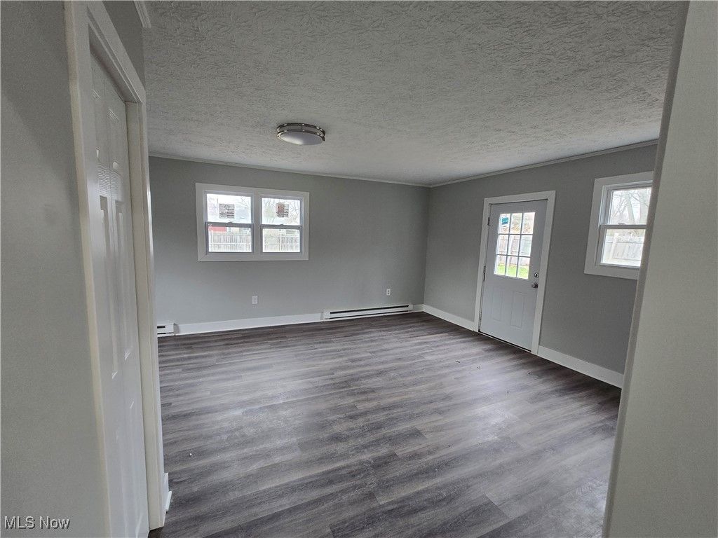 Photo of 2500 Redgate Lane, Youngstown, OH 44511 (MLS # 5175077)