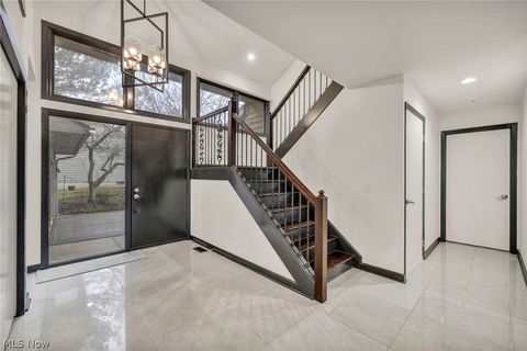 Tiny photo for 2 Salem Court, Beachwood, OH 44122 (MLS # 5191328)