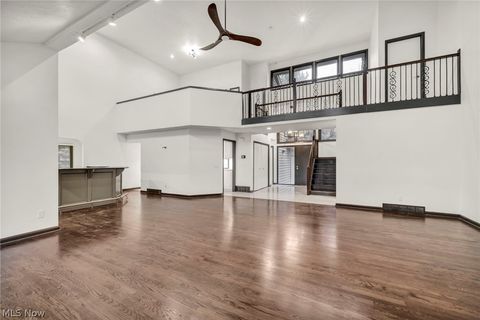 Tiny photo for 2 Salem Court, Beachwood, OH 44122 (MLS # 5191328)