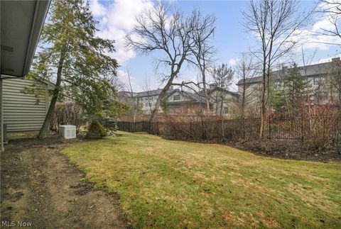 Tiny photo for 2 Salem Court, Beachwood, OH 44122 (MLS # 5191328)