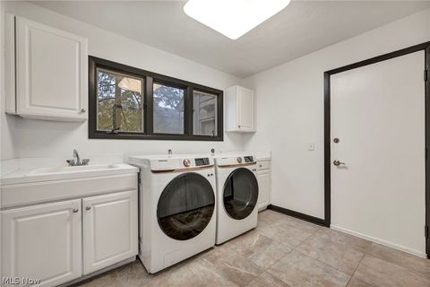 Tiny photo for 2 Salem Court, Beachwood, OH 44122 (MLS # 5191328)