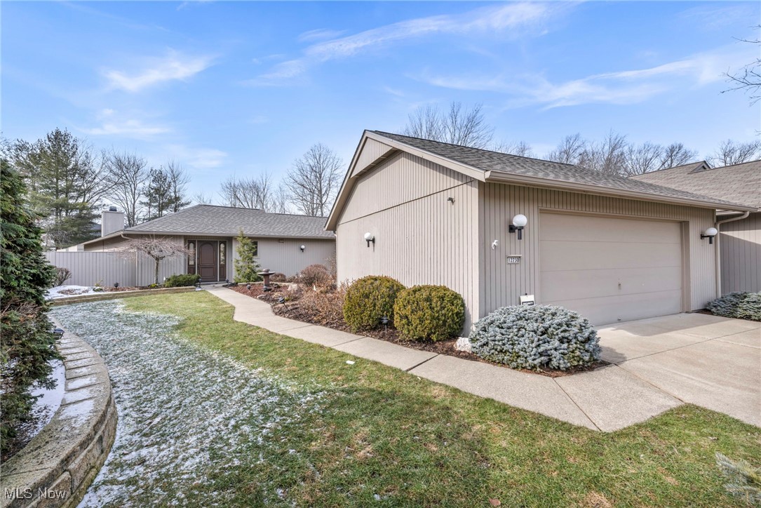 12730 Ionia Court, Strongsville, Ohio image 4