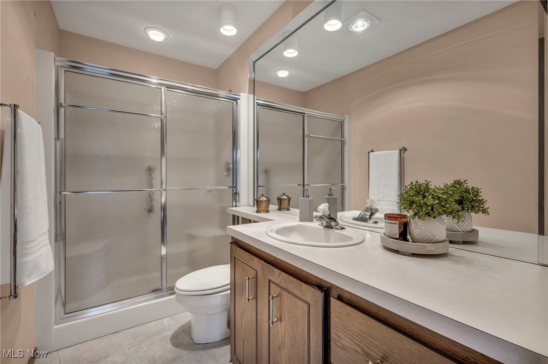 12730 Ionia Court, Strongsville, Ohio image 39