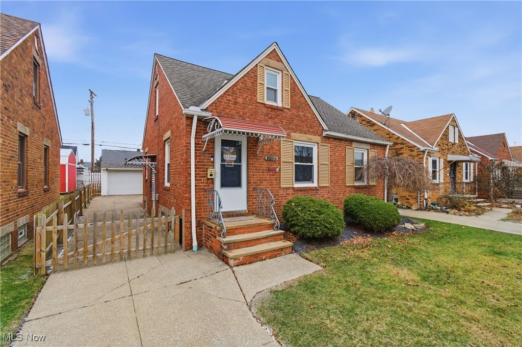 Photo of 4216 W 57th Street, Cleveland, OH 44144 (MLS # 5179267)
