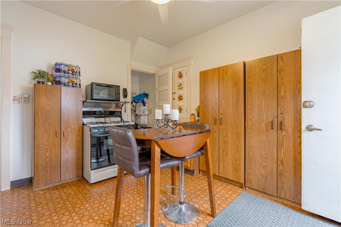 Akron 07 - Residential