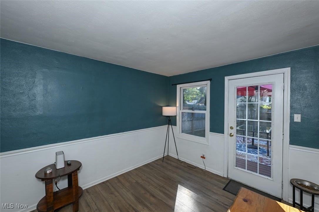 Heslop Morning View 06 - Residential