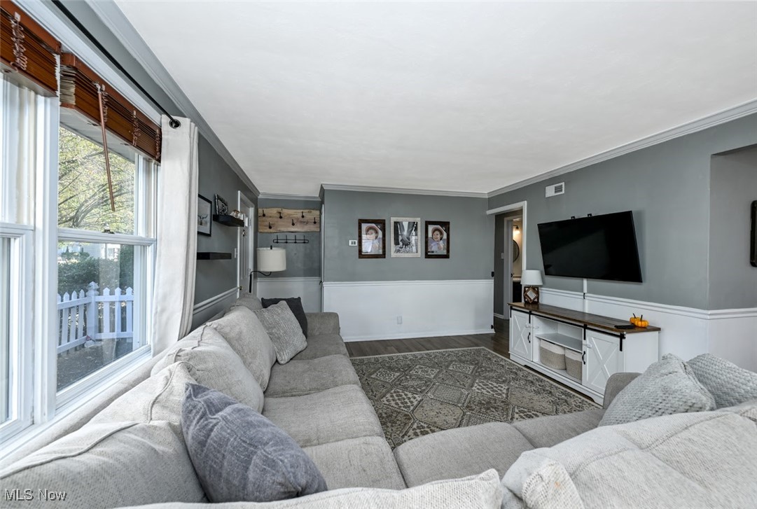 Heslop Morning View 06 - Residential