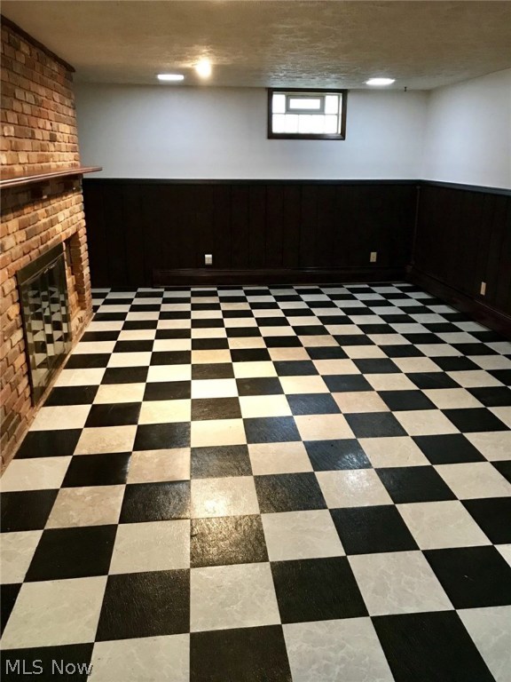 Chagrin Lagoons - Residential