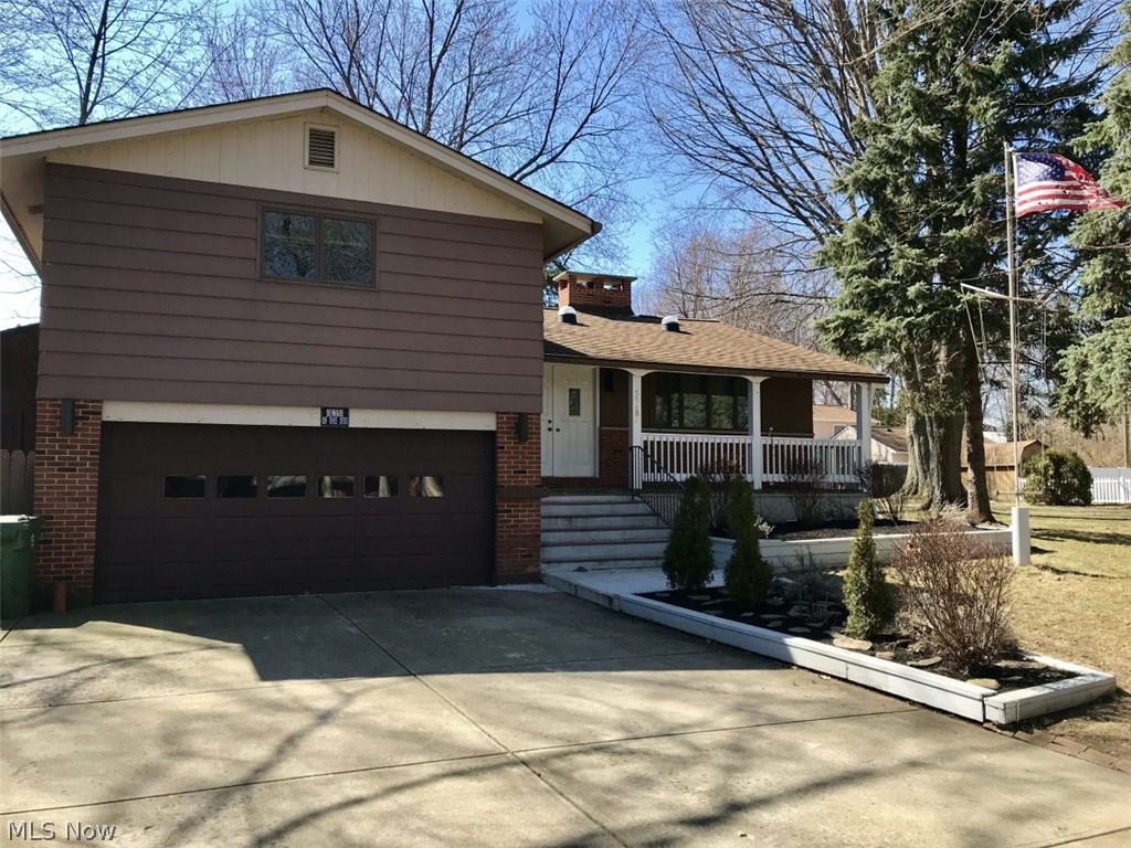 Chagrin Lagoons - Residential