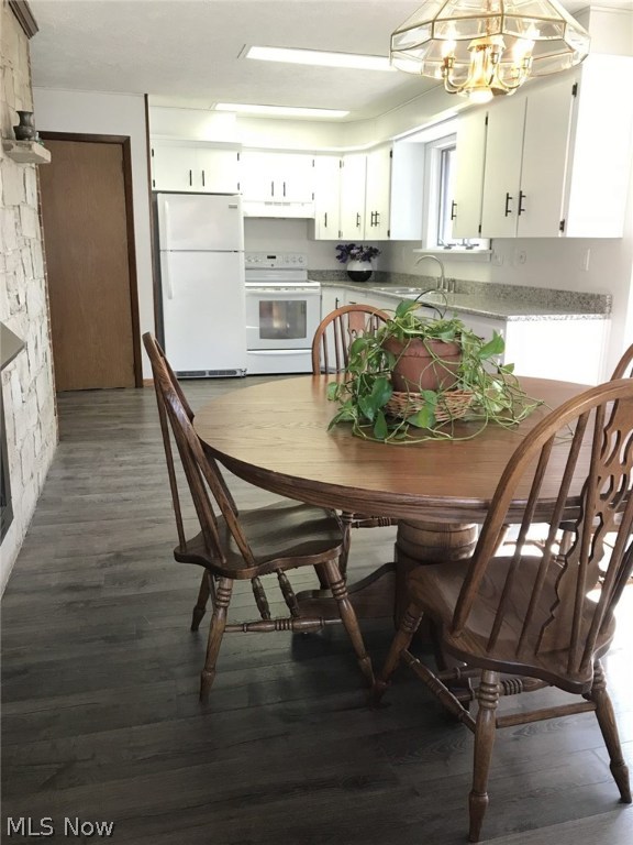 Chagrin Lagoons - Residential