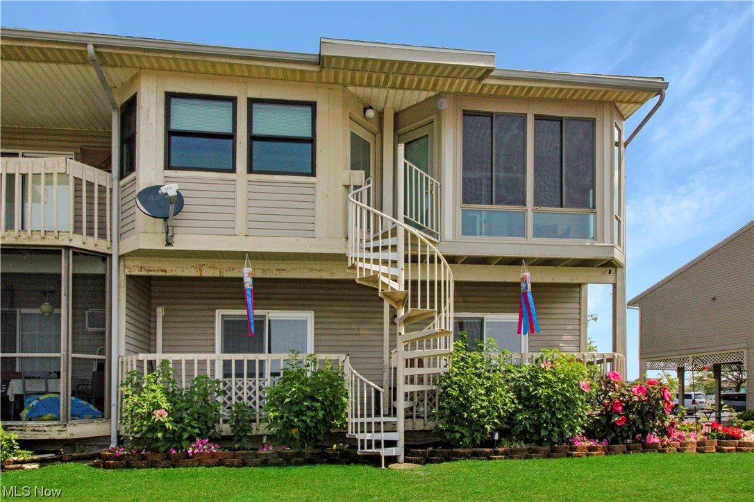 Harris Harbor Drive/Green Cove - Residential