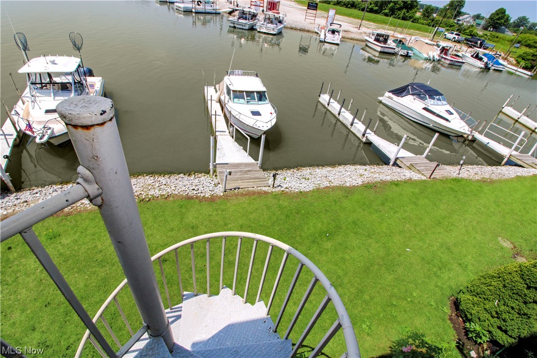 Harris Harbor Drive/Green Cove - Residential