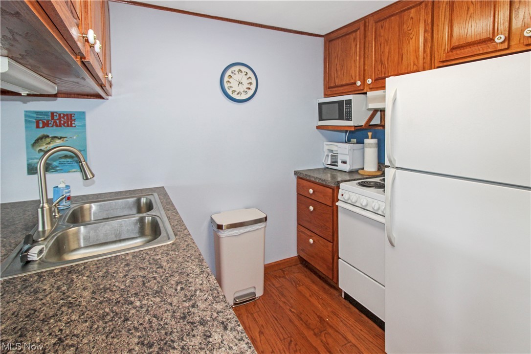 Harris Harbor Drive/Green Cove - Residential