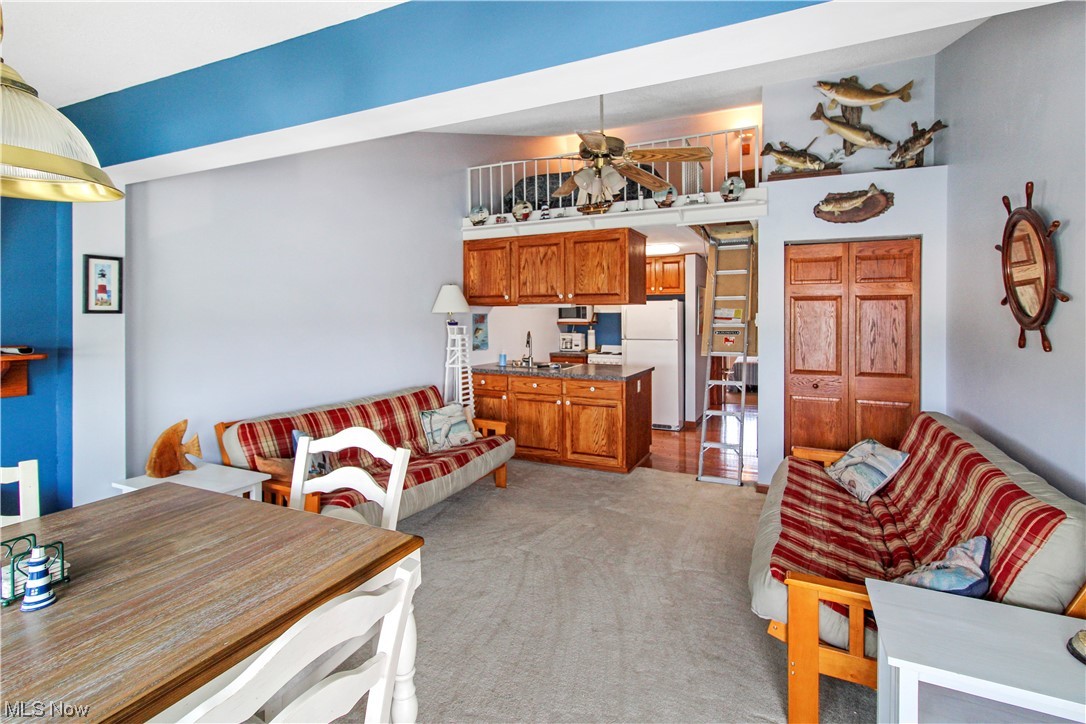 Harris Harbor Drive/Green Cove - Residential