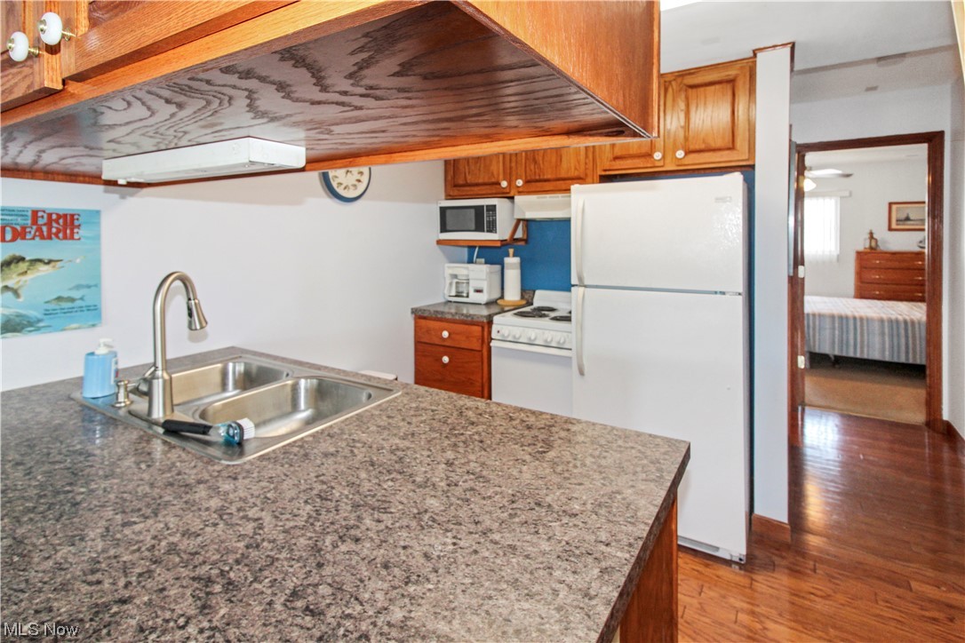 Harris Harbor Drive/Green Cove - Residential