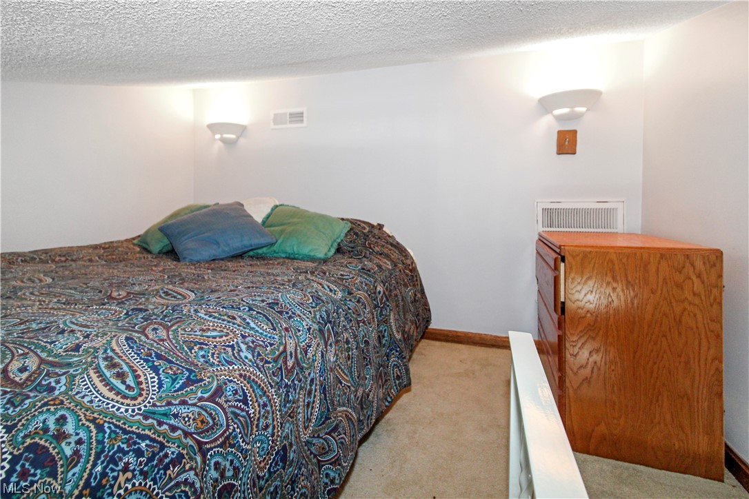 Harris Harbor Drive/Green Cove - Residential