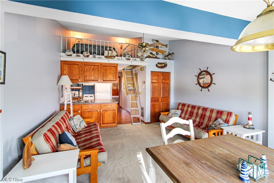 Harris Harbor Drive/Green Cove - Residential