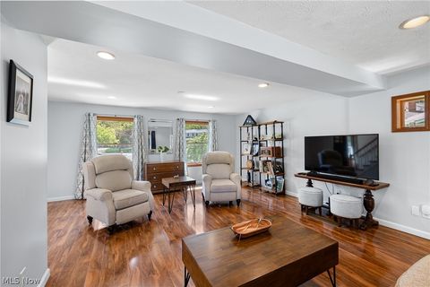 Tiny photo for 27446 Benwood Circle, North Olmsted, OH 44070 (MLS # 5195669)