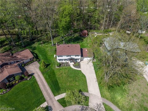 Tiny photo for 27446 Benwood Circle, North Olmsted, OH 44070 (MLS # 5195669)