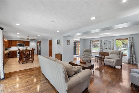 Tiny photo for 27446 Benwood Circle, North Olmsted, OH 44070 (MLS # 5195669)