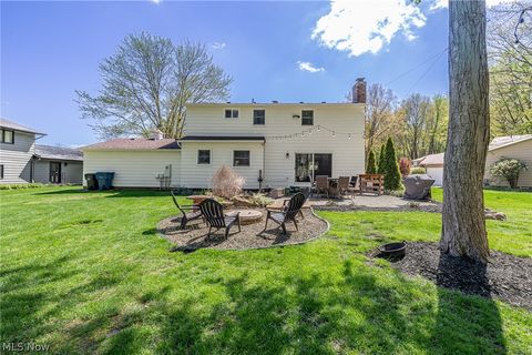 Tiny photo for 27446 Benwood Circle, North Olmsted, OH 44070 (MLS # 5195669)