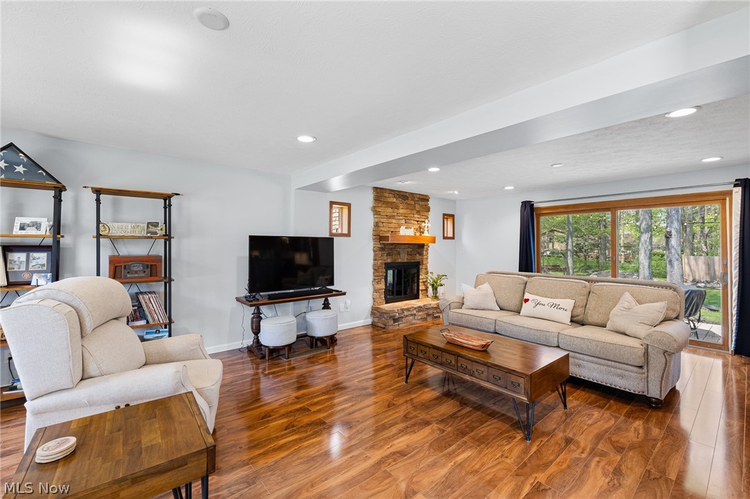 27446 Benwood Circle